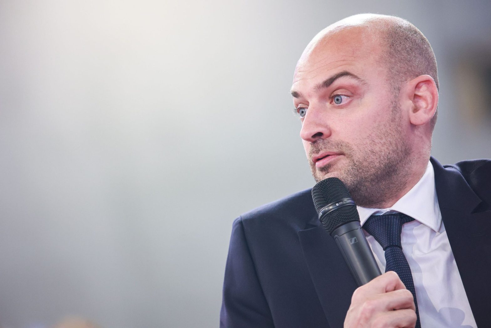 Jean-Noël Barrot, Ministre de l'Europe et des Affaires étrangères de France, lors de la 29ème édition du Salon de l'Association des Maires d'Ile-de-France