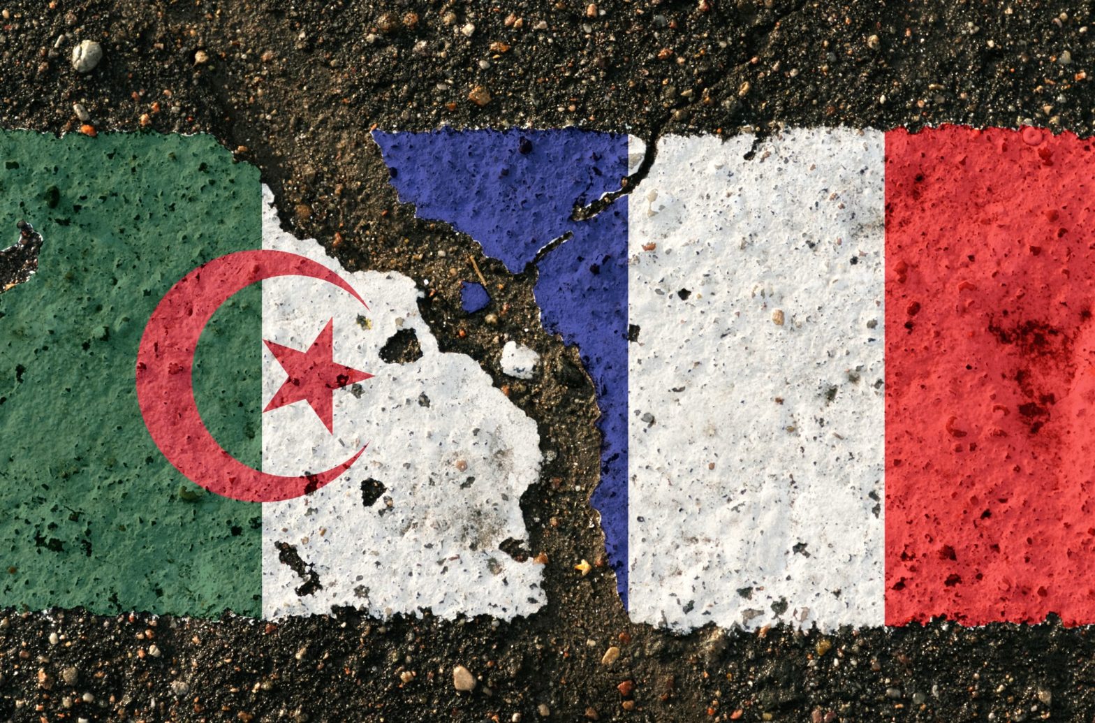 Nouvelles tensions dans les rapports France Algérie